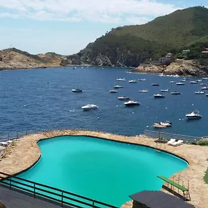 cap-sa-sal-begur-primera-lnea-de-mar-con-terraza.topcostabravahotels.com/